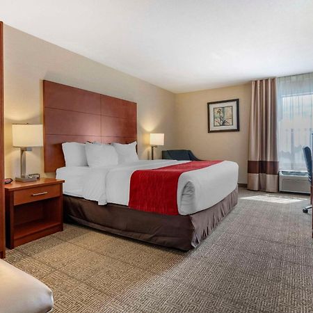 Comfort Inn & Suites Near Fallon Naval Air Station Eksteriør billede