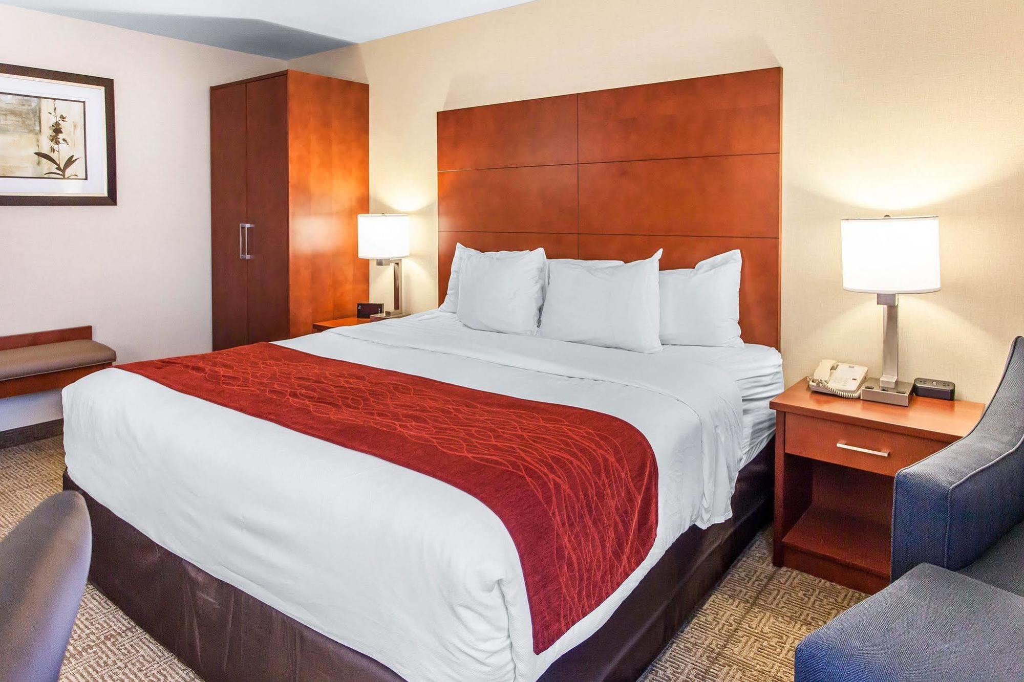 Comfort Inn & Suites Near Fallon Naval Air Station Eksteriør billede